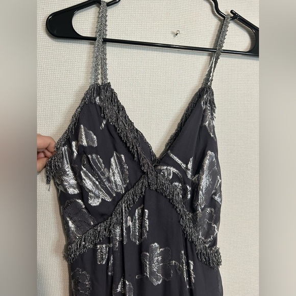 Elegant Silver Floral Maxi Dress - Picture 9 of 12